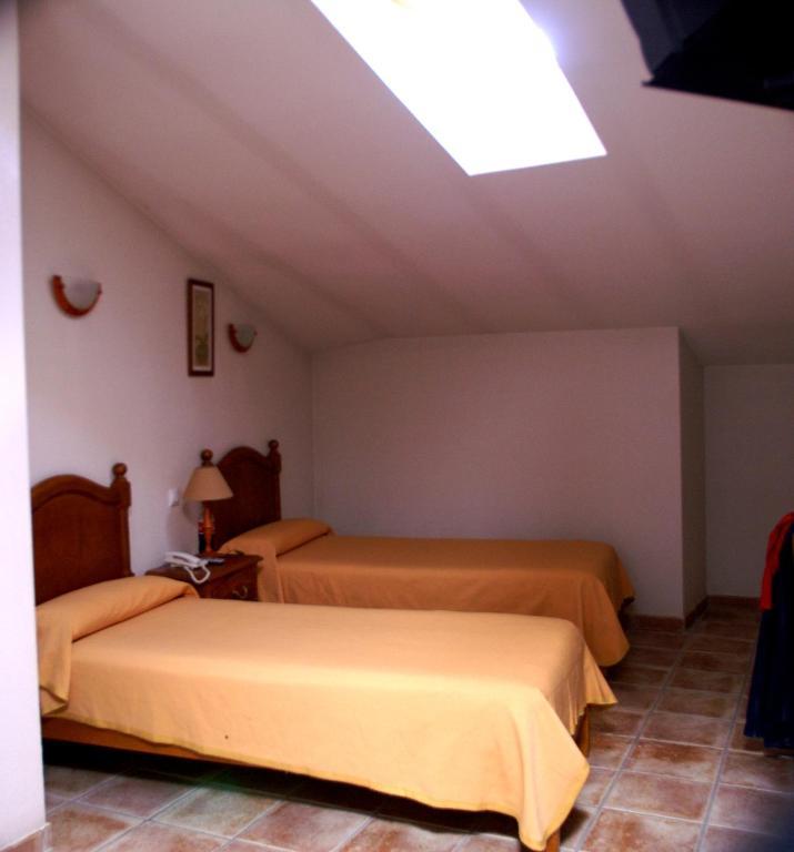 Hostal El Rincon Ávila Szoba fotó